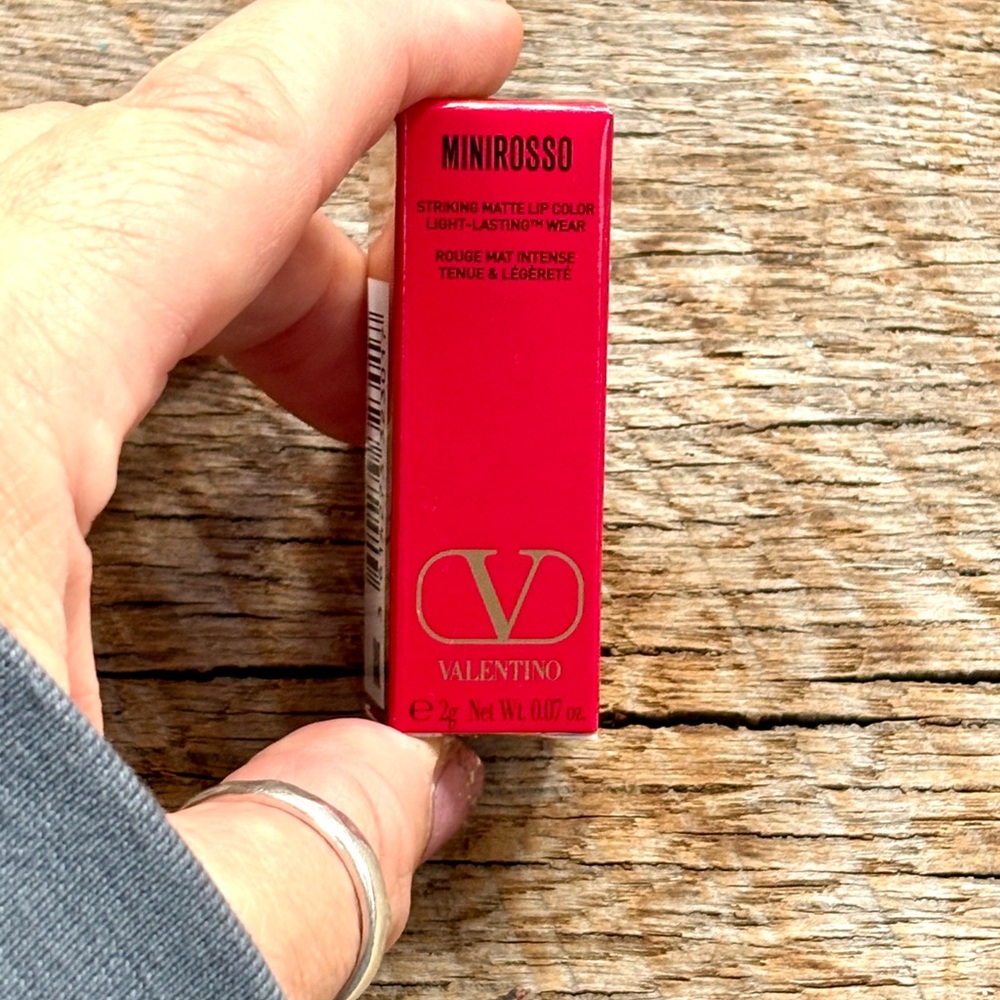 Valentino Minirosso Matte 219A Star Studded, NIB - Picture 5 of 6